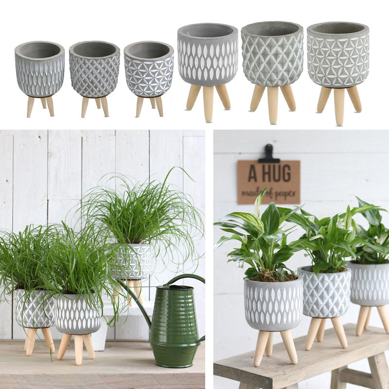 Blumentopf Zementtopf mit Holzfüßen, grau-weiß mit Struktur günstig online  bestellen