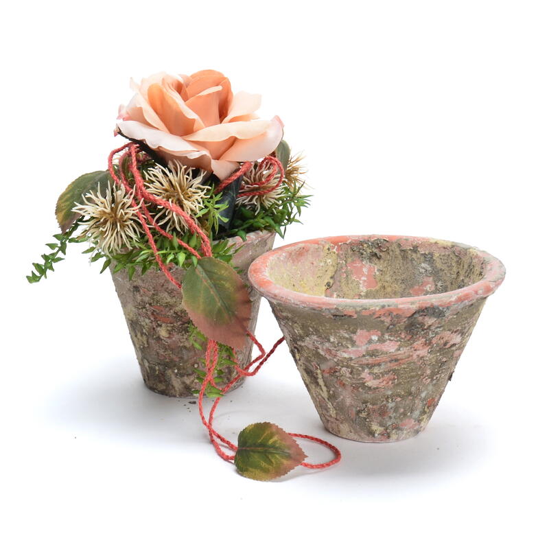 Alte Tonwaren Und Handgemachter Blumentopf Stockbild - Bild von
